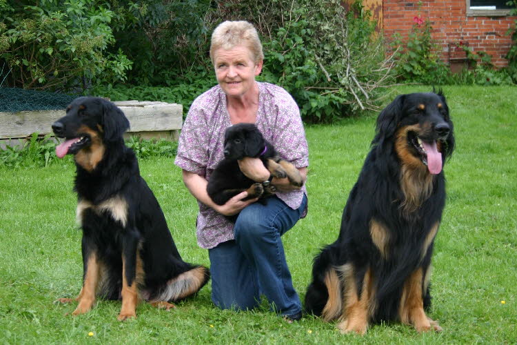 Nethe, Assia, Aylin und Diego